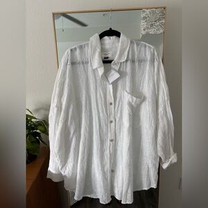 NWT AE Eyelet Oversized Button Down